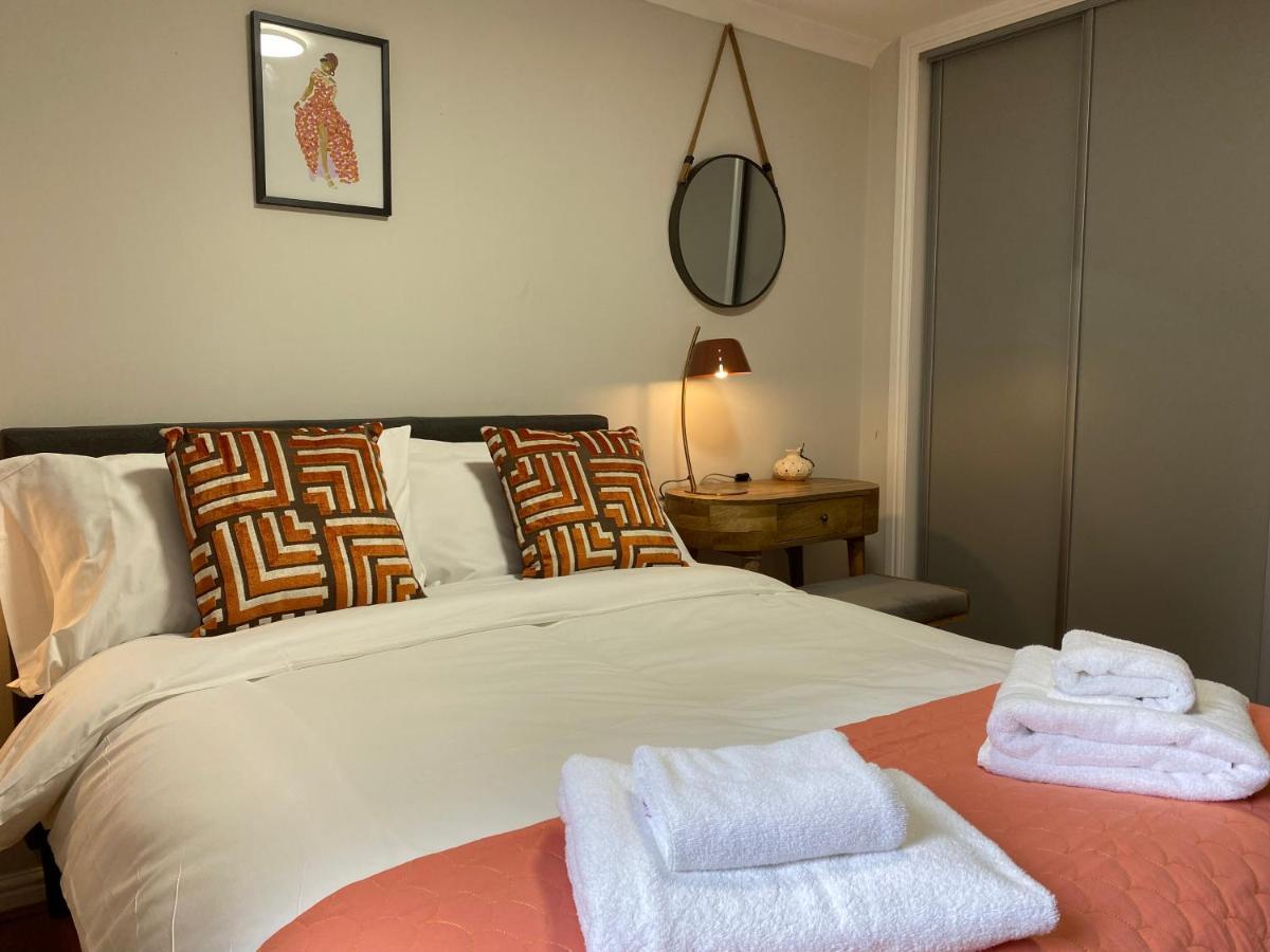 Private Main Door Lovely 2 Bedroom Apartment Edinburgh Ngoại thất bức ảnh