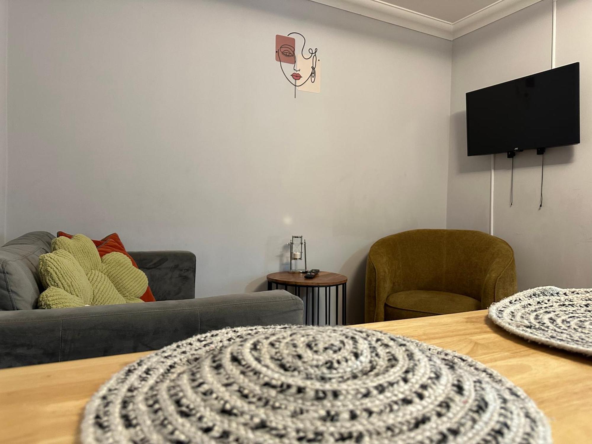 Private Main Door Lovely 2 Bedroom Apartment Edinburgh Ngoại thất bức ảnh